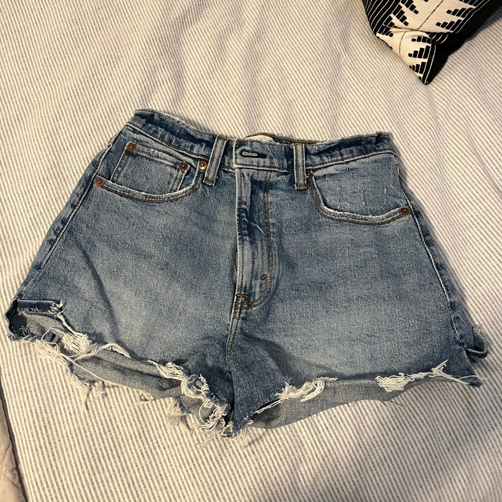Abercrombie high rise cut off short